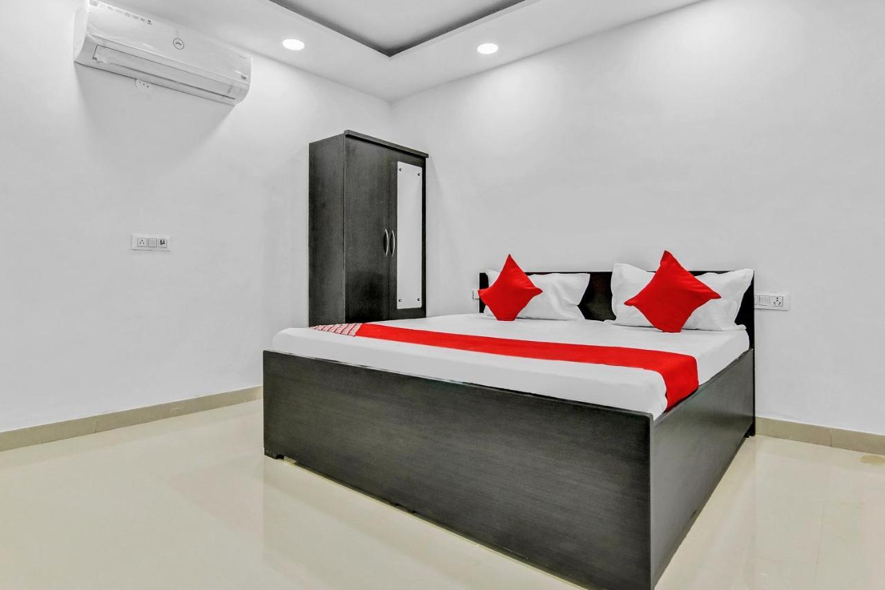 Flagship Hotel Secret Mirage Near Rithala Metro Station New Delhi Extérieur photo