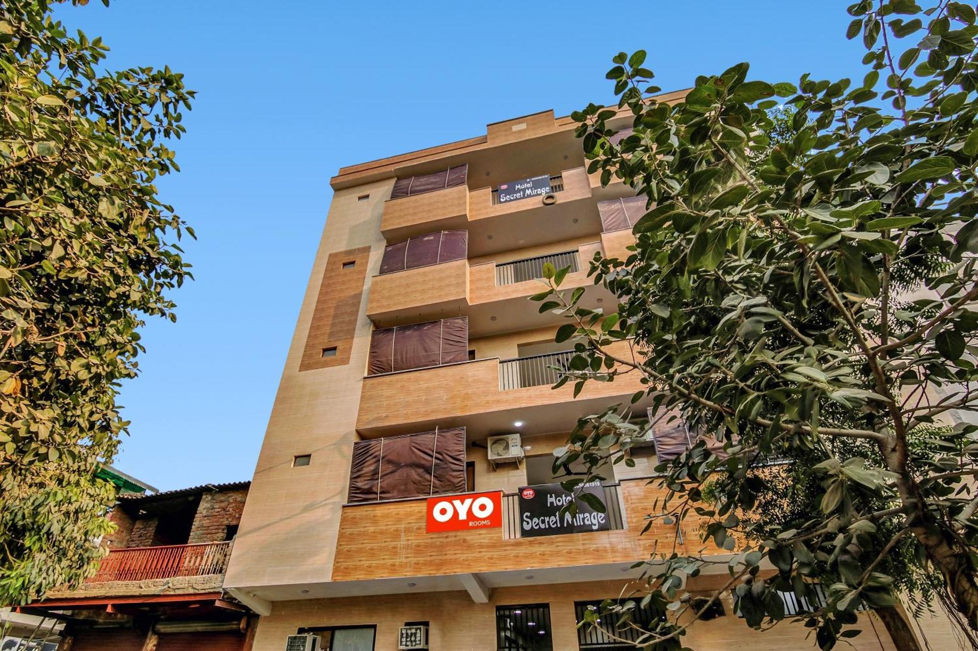 Flagship Hotel Secret Mirage Near Rithala Metro Station New Delhi Extérieur photo