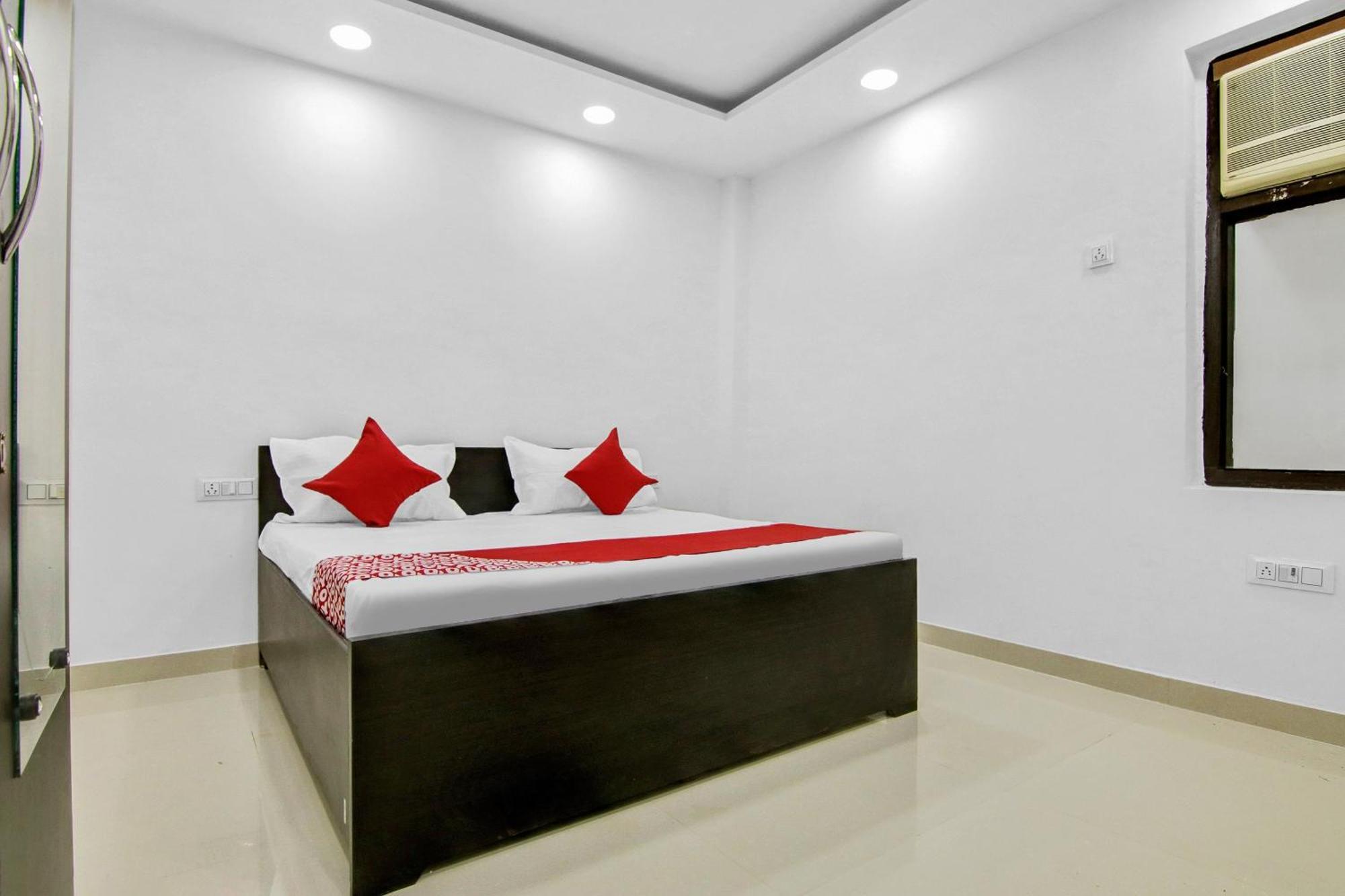 Flagship Hotel Secret Mirage Near Rithala Metro Station New Delhi Extérieur photo