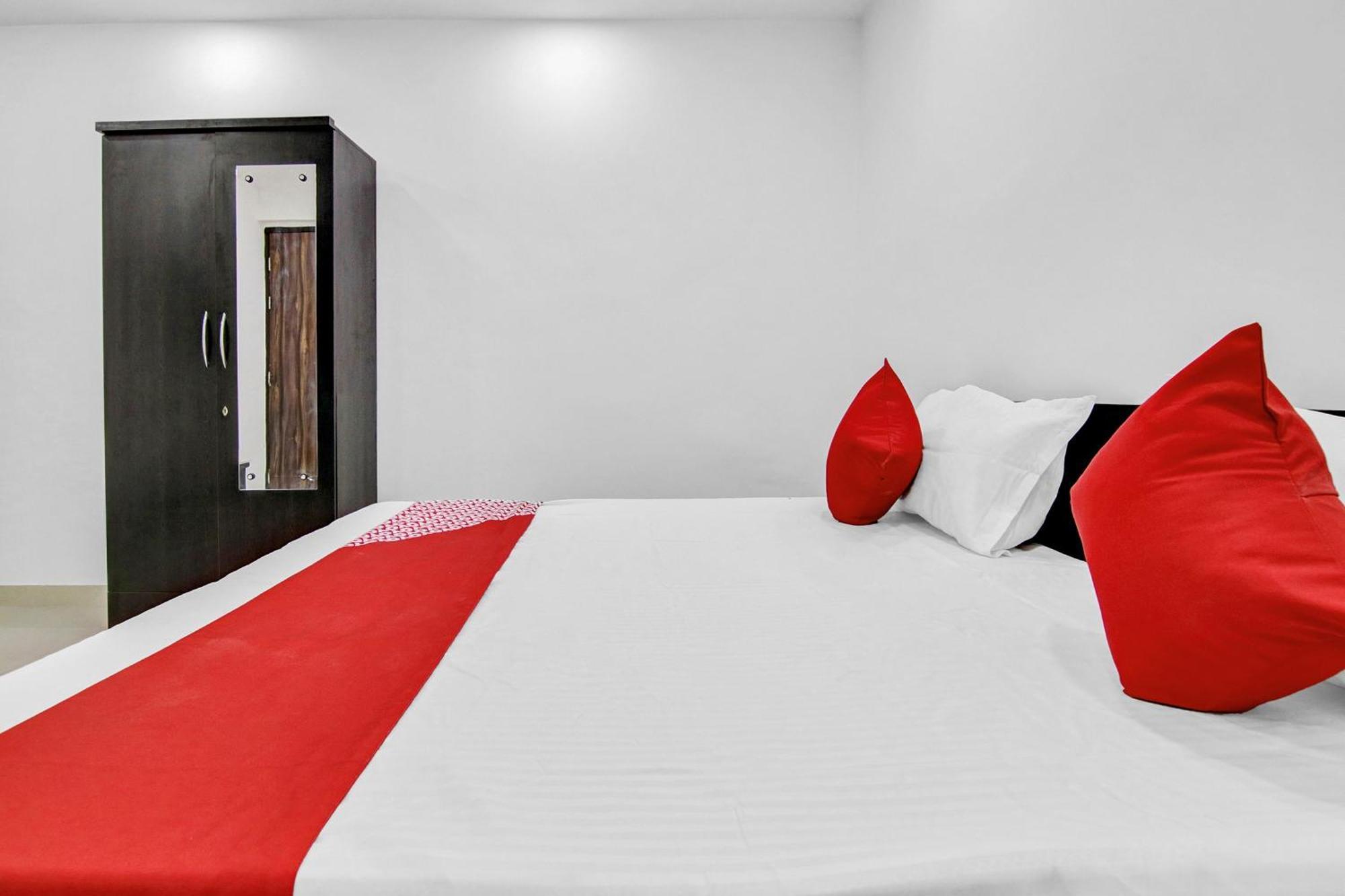 Flagship Hotel Secret Mirage Near Rithala Metro Station New Delhi Extérieur photo